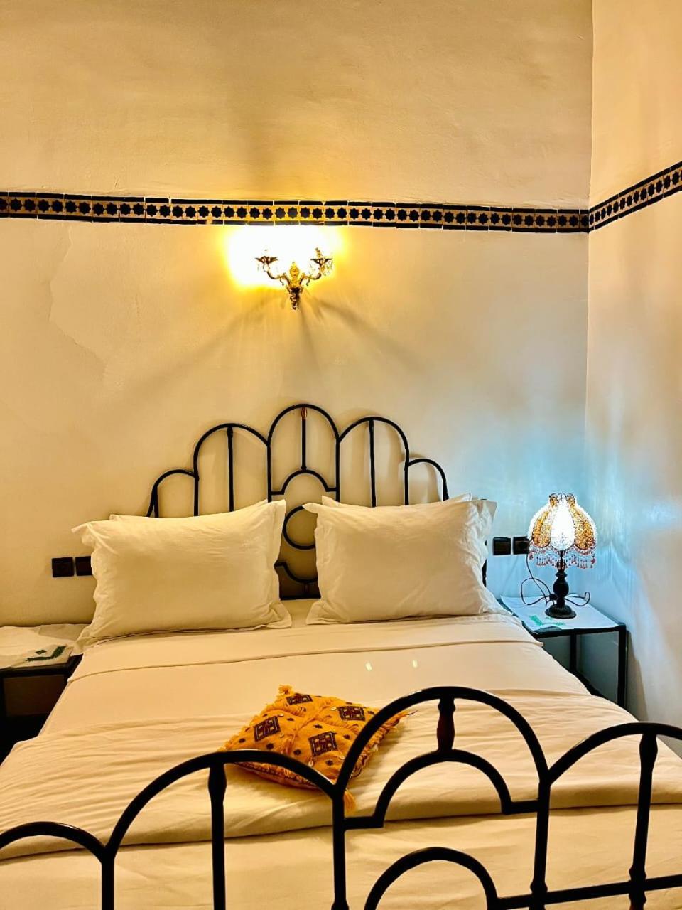 Riad Lalla Zoubida Fès Exteriör bild