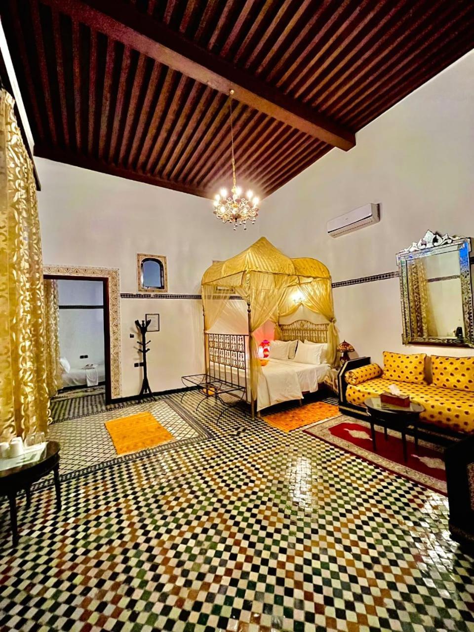 Riad Lalla Zoubida Fès Exteriör bild